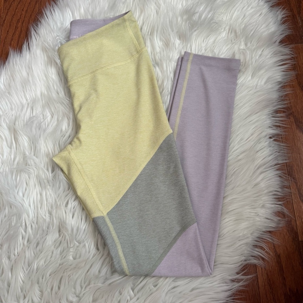 Outdoor Voices 7/8 Spring leggings - Picture 8 of 8